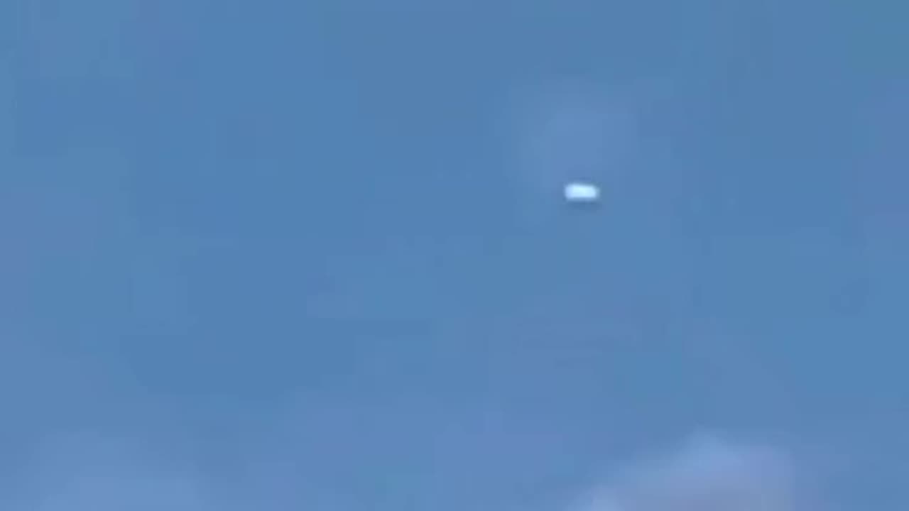 UFO SIGHTING IN (BRAZIL) I'M FILMING