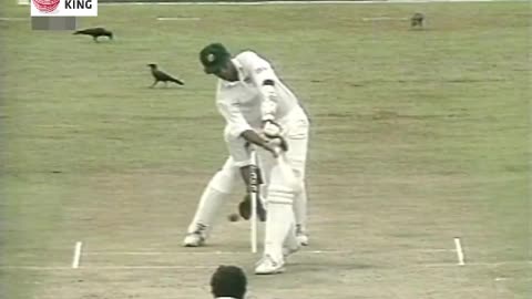 Sachin Tendulkar vs Athar Ali Khan (Bangladesh) Asia Cup 1997