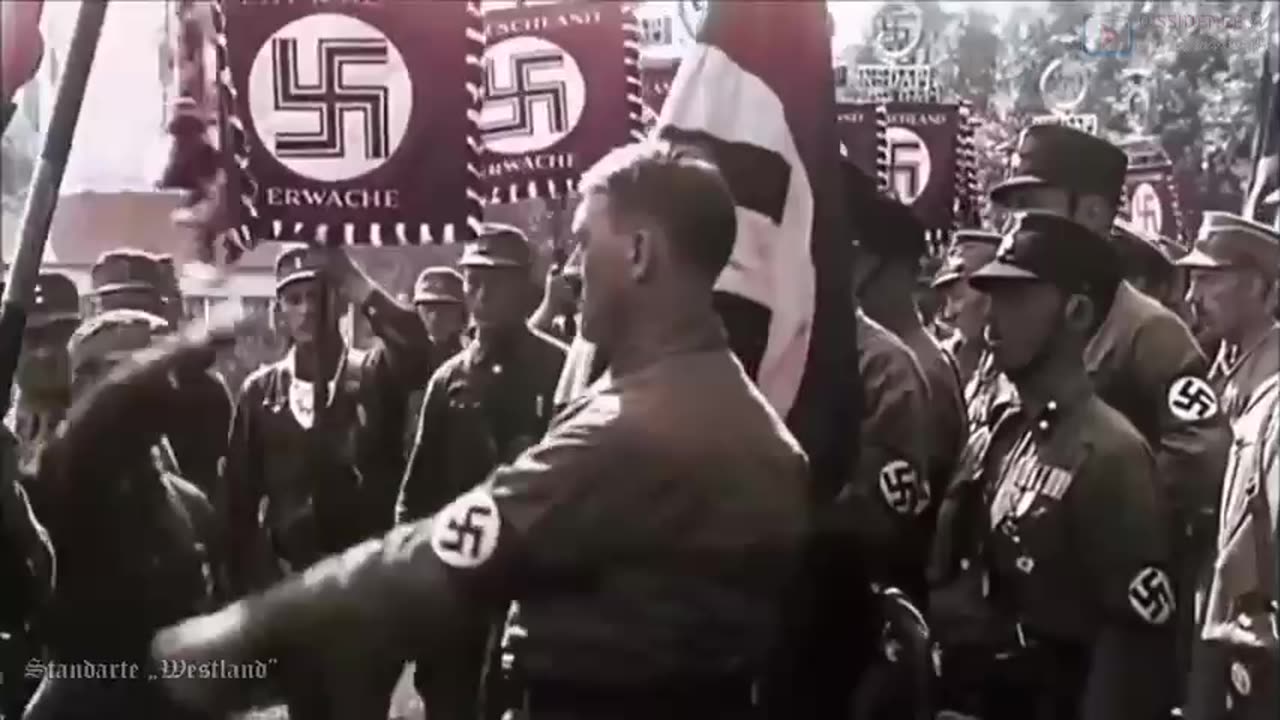 Hommage à Adolf Hitler à l'occasion de son 135e anniversaire