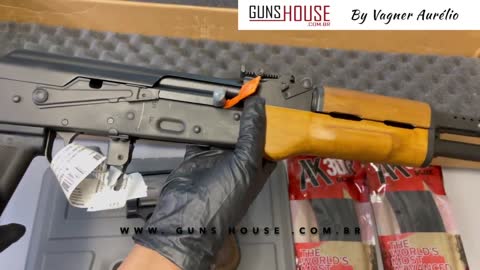 AK 47 + Smith & Wesson