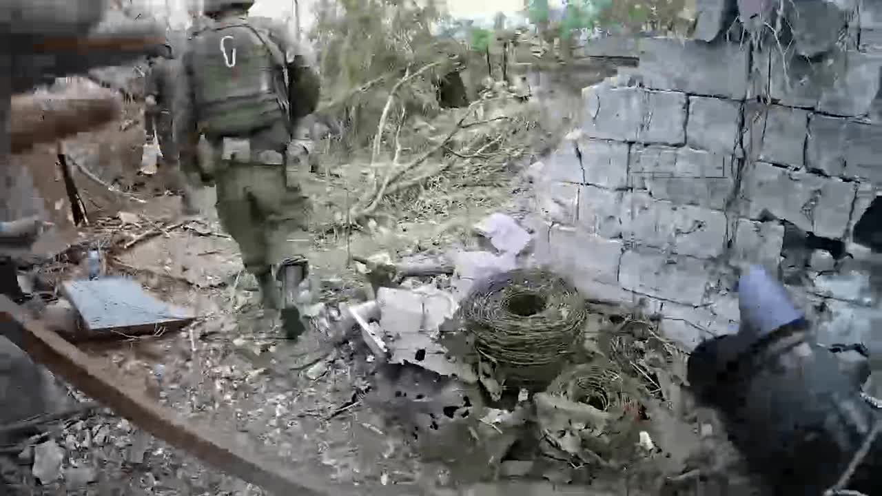 Exclusive shots of the AFU positions in the Sands (Archive video)