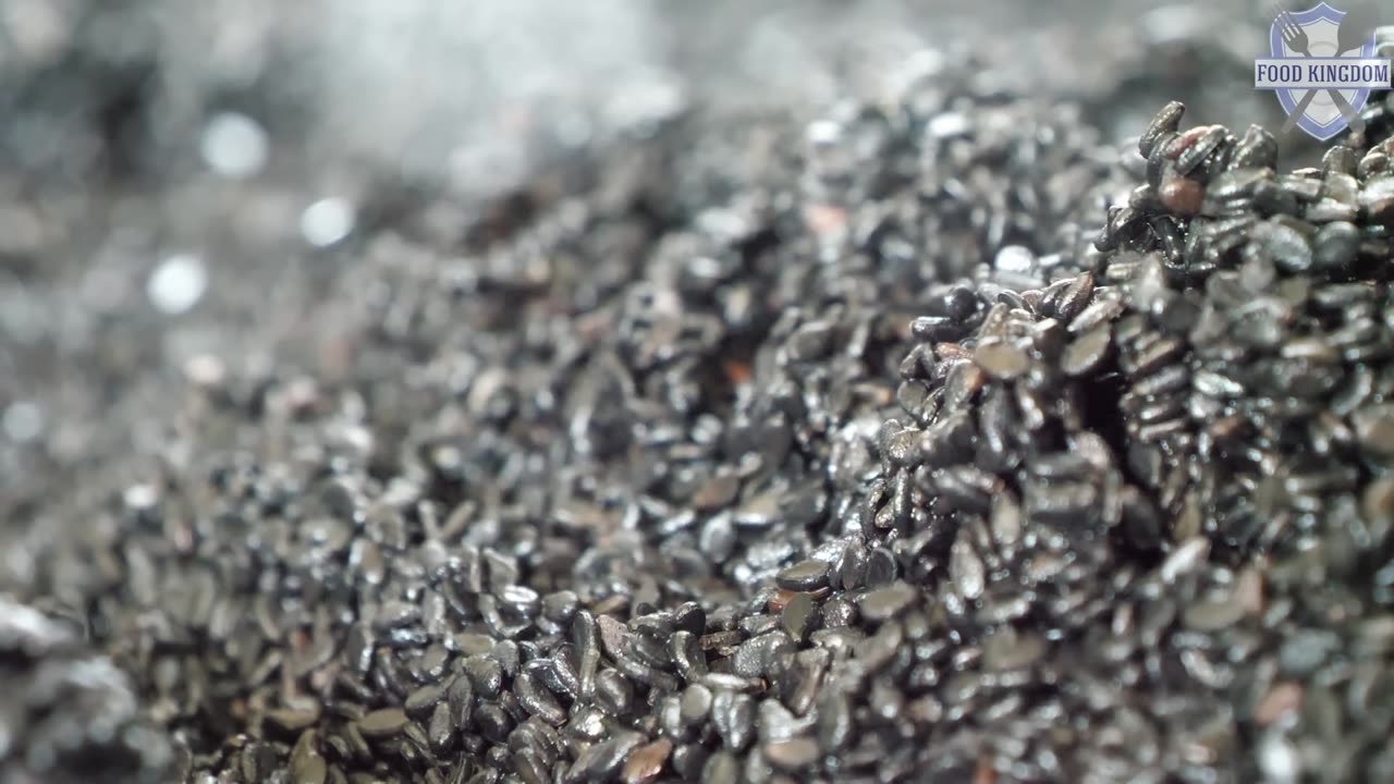 Korean traditional black sesame rice cake mass production / Korean food factory