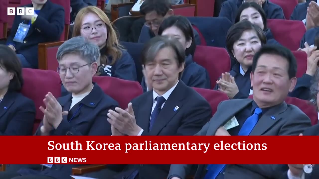 South Korean opposition wins parliamentary vote in landslide | BBC News