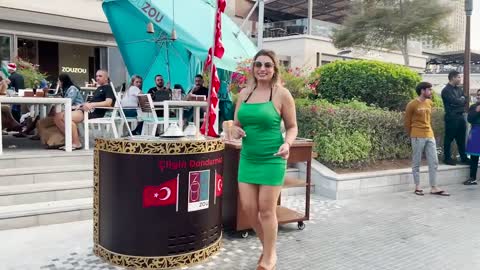 Muhteşem Şov! _ Çılgın Dondurmacı Dubai - 2. Bölüm (Yeni Video)