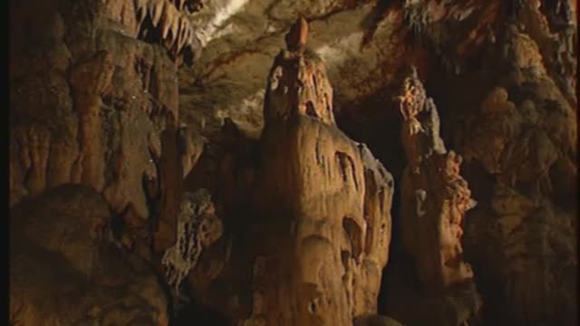 Špilja Vranjača, Vranjaca Cave - Dugopolje by Split, Croatia