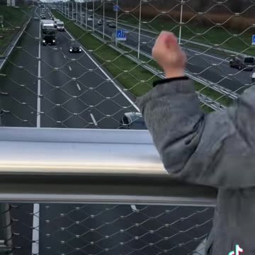 Just another day truckspotting