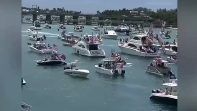 NGÀY TƯỞNG NIỆM - DIỄU HÀNH DU THUYỀN 🇺🇸MEMORIAL DAY - BOATS PARADE 4 TRUMP