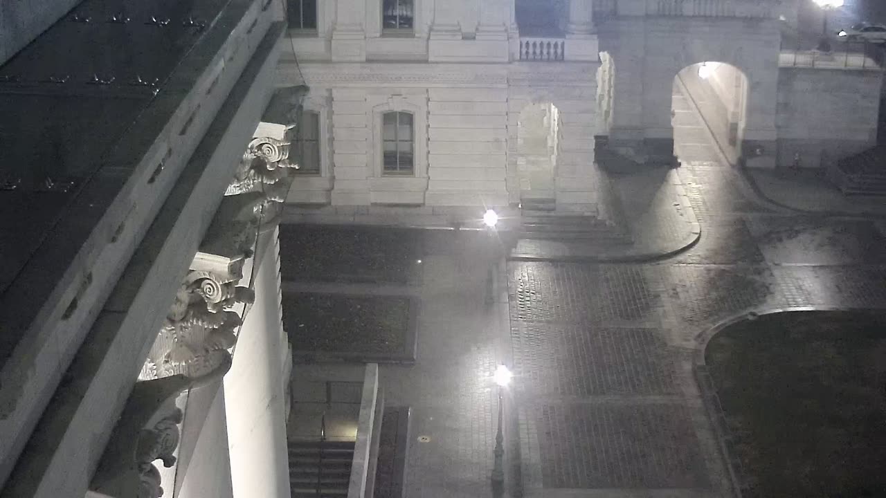 0951USCSRFEastRoof_2021-01-05_17h40min00s857ms.mp4