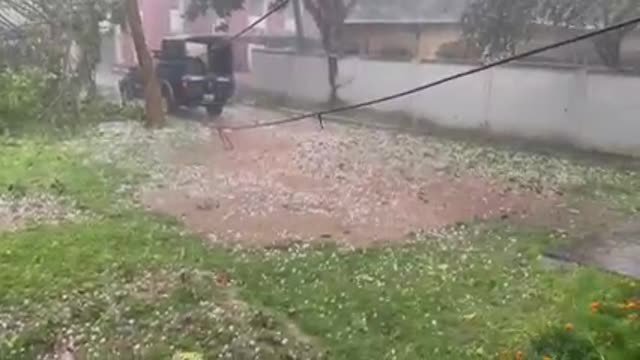 Hailstorm i never seen before don't miss it