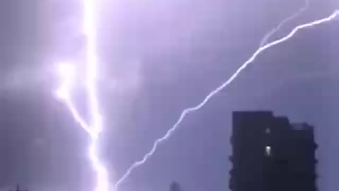 Crazy Lightning