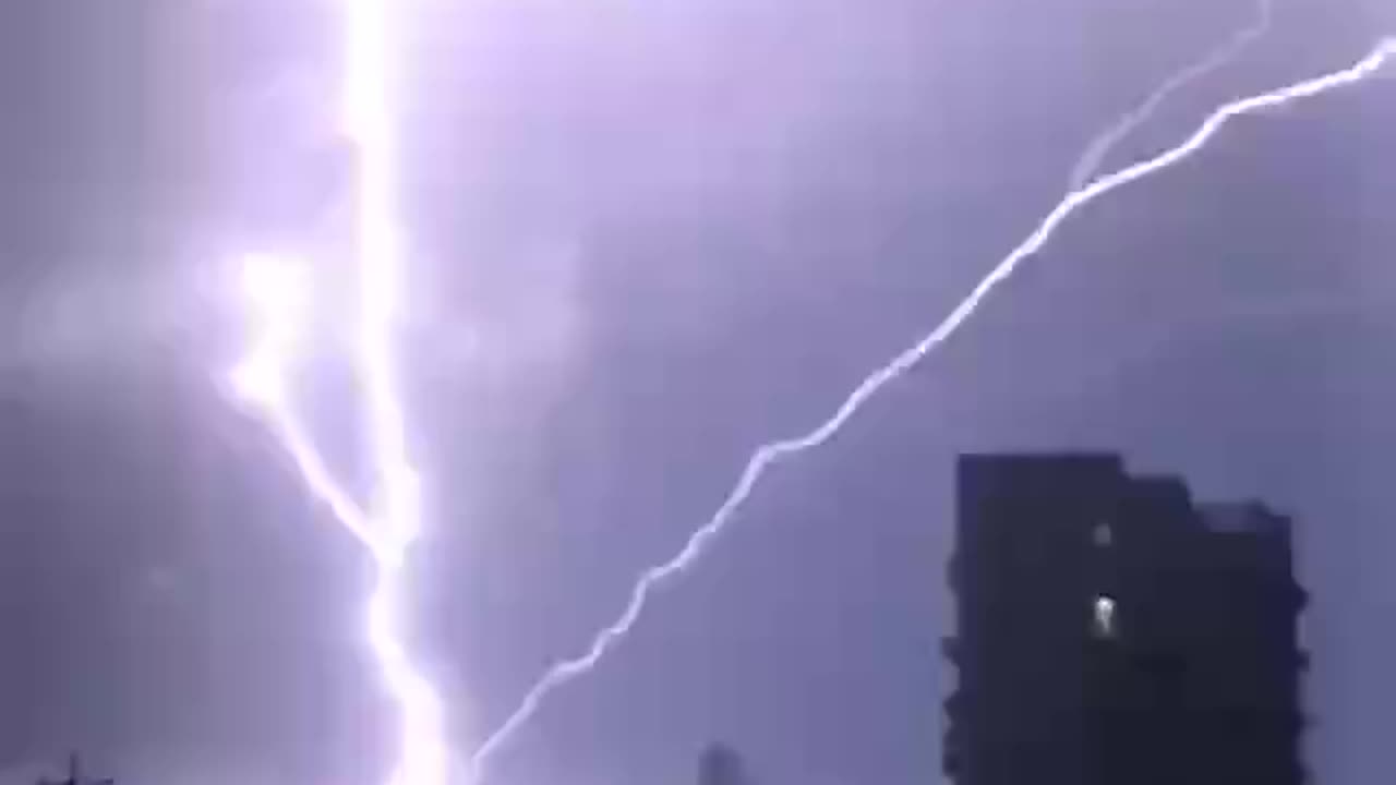 Crazy Lightning