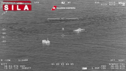 Italian coastguard monitor pollution off Sicily after yacht sinking