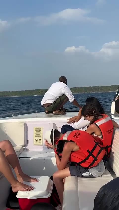 ¡Qué susto! Lancha se habría quedado a la deriva por falta de combustible