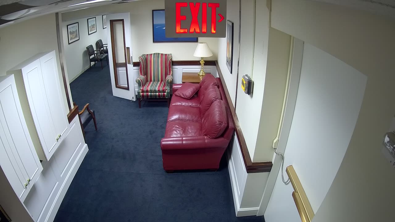 0449USCH04H405Lobby_2021-01-06_13h28min45s173ms.mp4