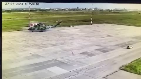 Mi-26 Helicopter Crashes into a Pole at Yakutsk Air Base.