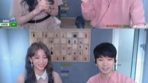 MBLAQ G.O Introduces His Girlfriend On Live Stream!