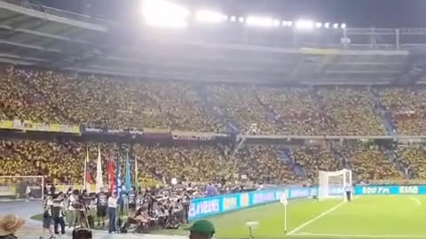 Fuera Petro en Barranquilla antes de Colombia 2-1 Brasil