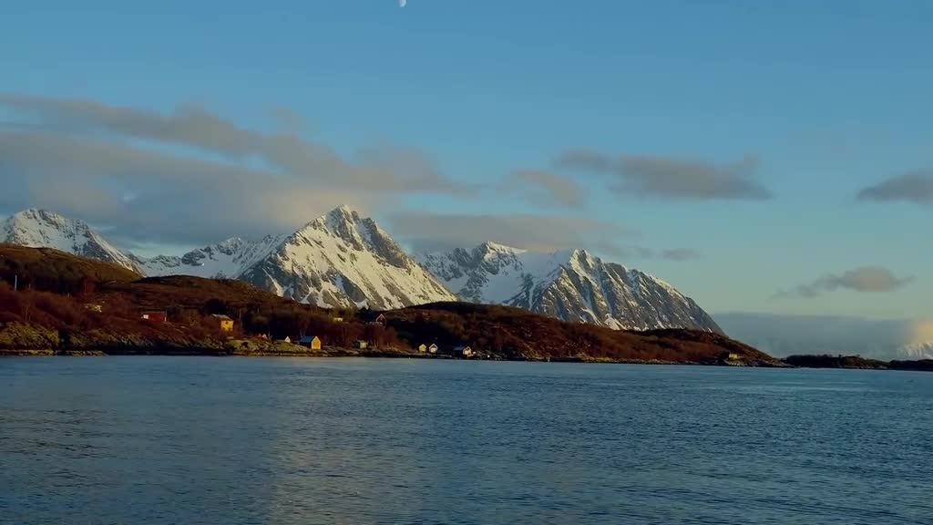 The snow mountain is really beautiful!