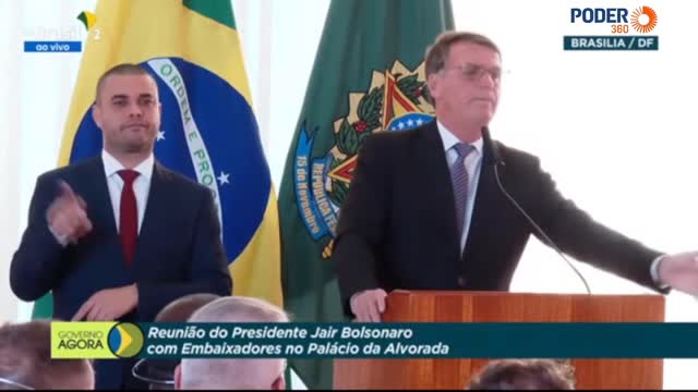 Bolsonaro encontra embaixadores - MOSTRANDO A VERDADE QUE A MÍDIA PODRE NÃO QUER QUE VOCÊ SAIBA.