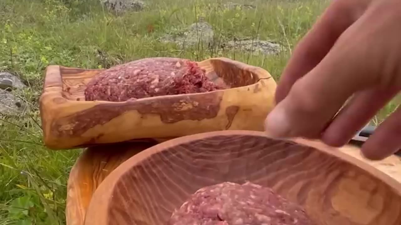 Wild cooking in high mountains