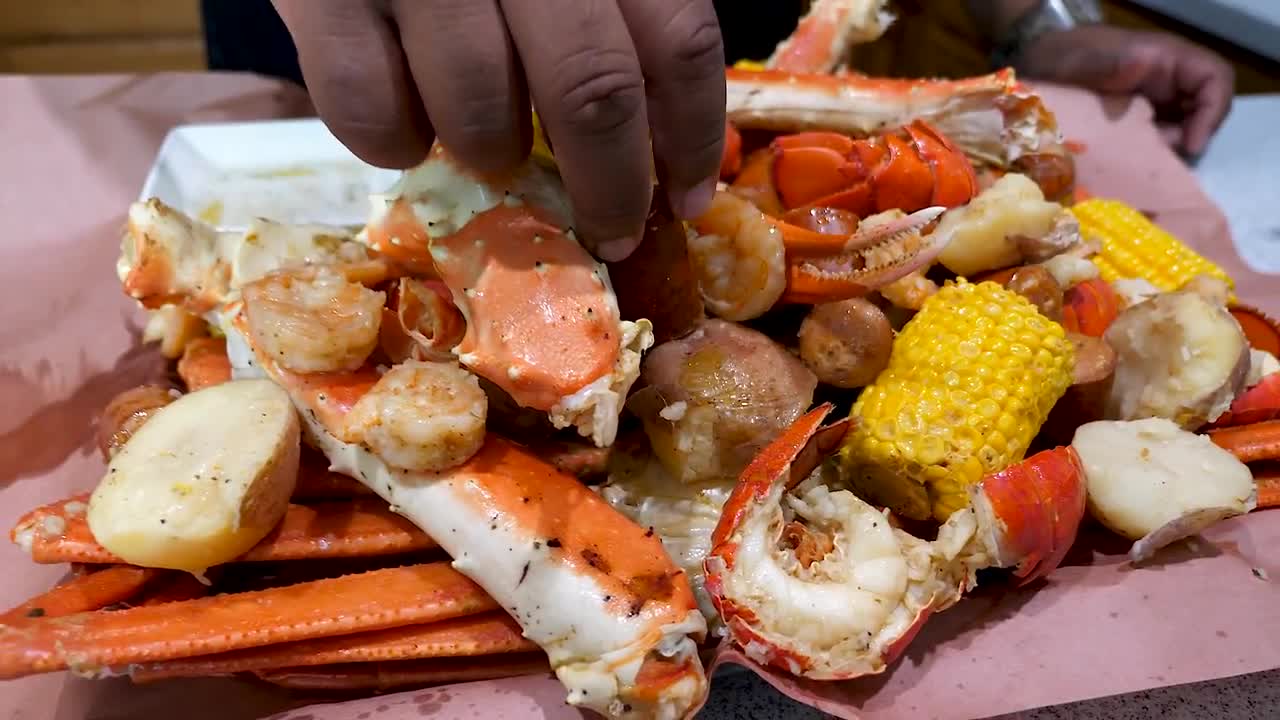 Easy Seafood Boil - Yummy Recipe