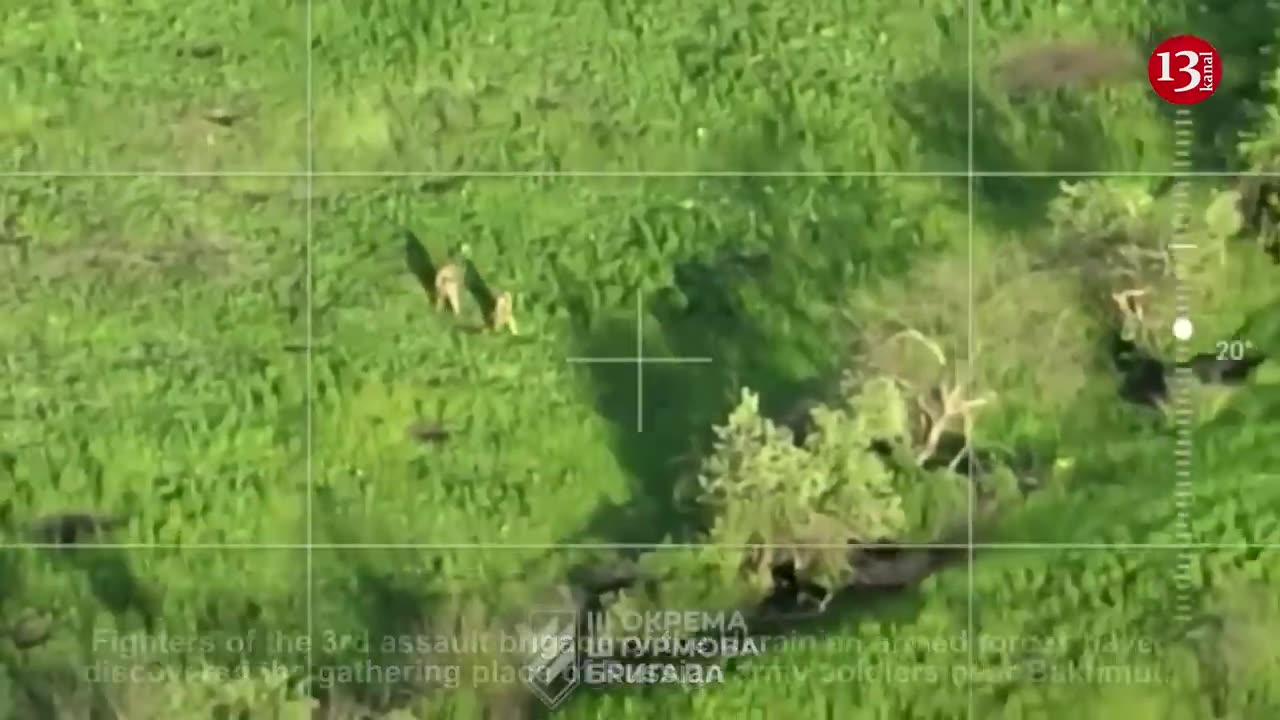 Russians fleeing without trousers - Drone stops Russians trying to change their clothes near Bakhmut