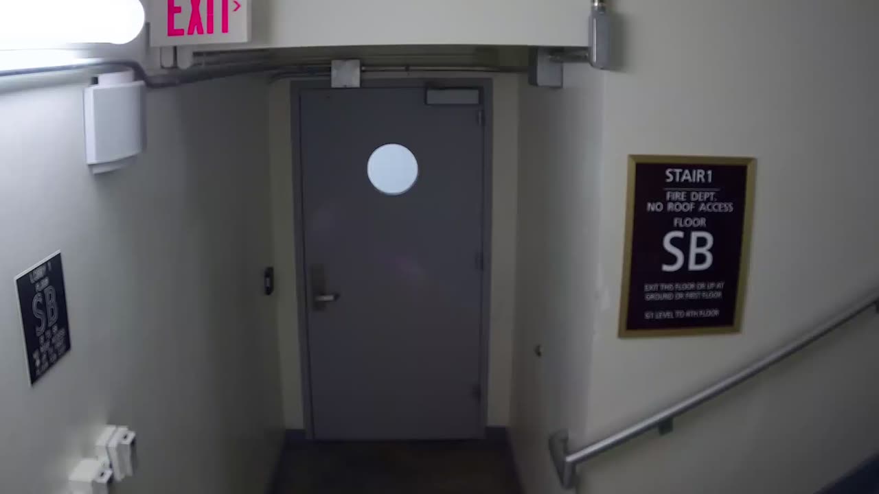 6151RHOBSBRSBST1STAIRWAYSIDE_2021-01-06_17h20min03s457ms.mp4