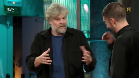 Raúl Cimas viene a darnos una paliza | #LaRevuelta 25.11.2024