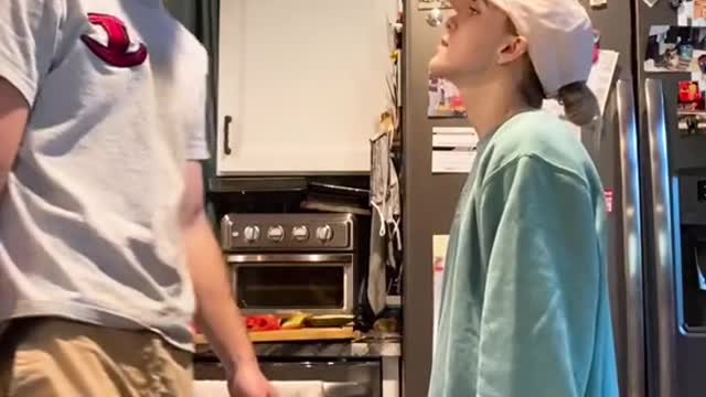 how to kiss smaller girl