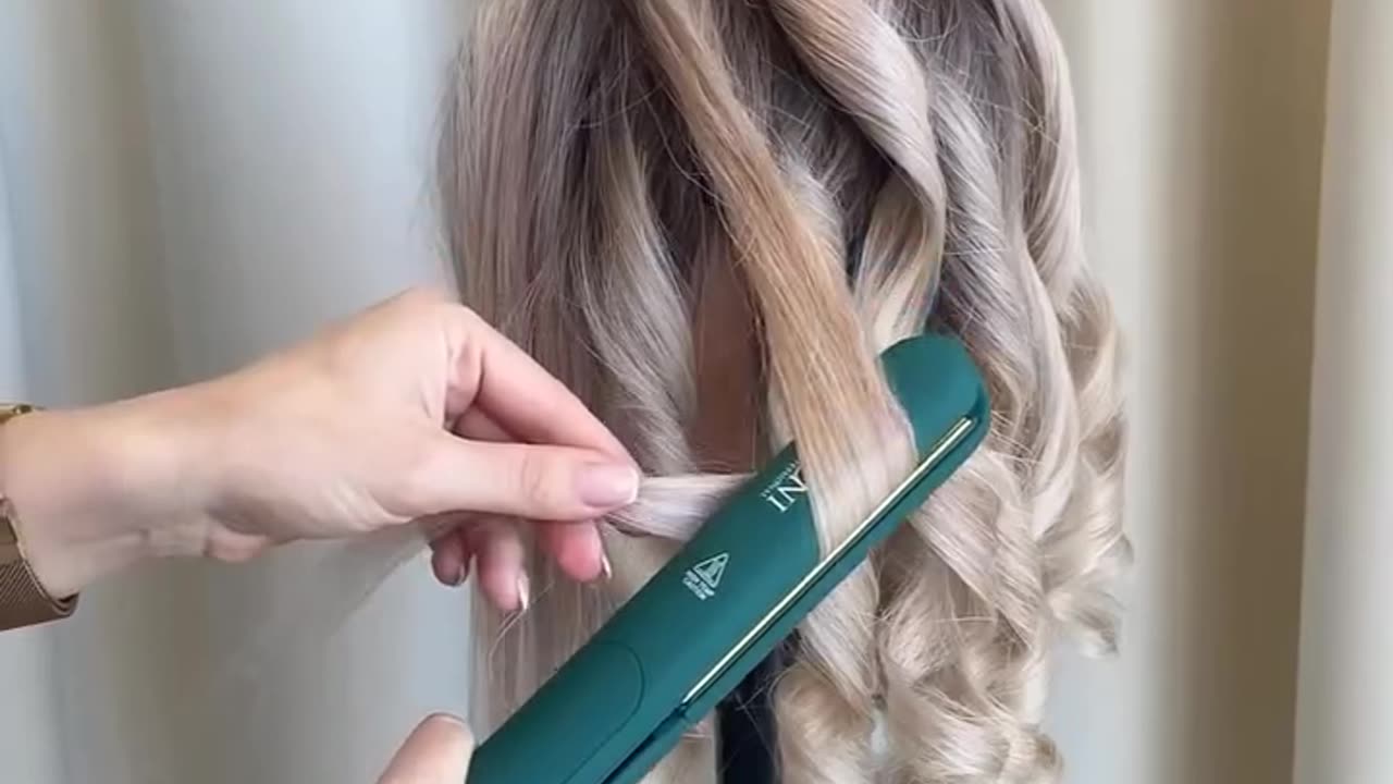 Curl hair