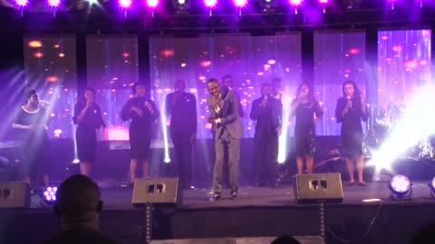 LET THE SPIRIT PRAY (LIVE) by ELIJAH OYELADE