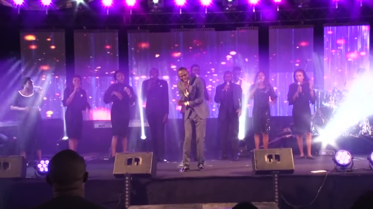 LET THE SPIRIT PRAY (LIVE) by ELIJAH OYELADE