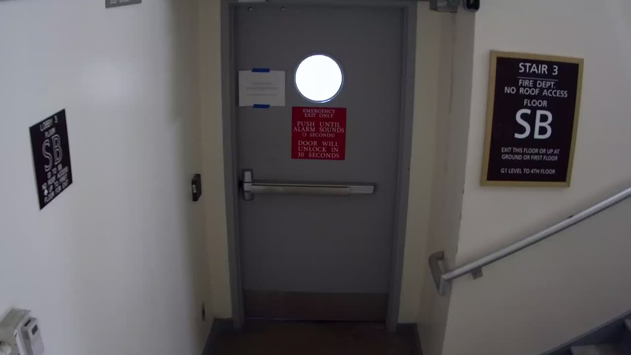 6164RHOBSBRSBST3StairwaySide_2021-01-06_18h20min03s140ms.mp4