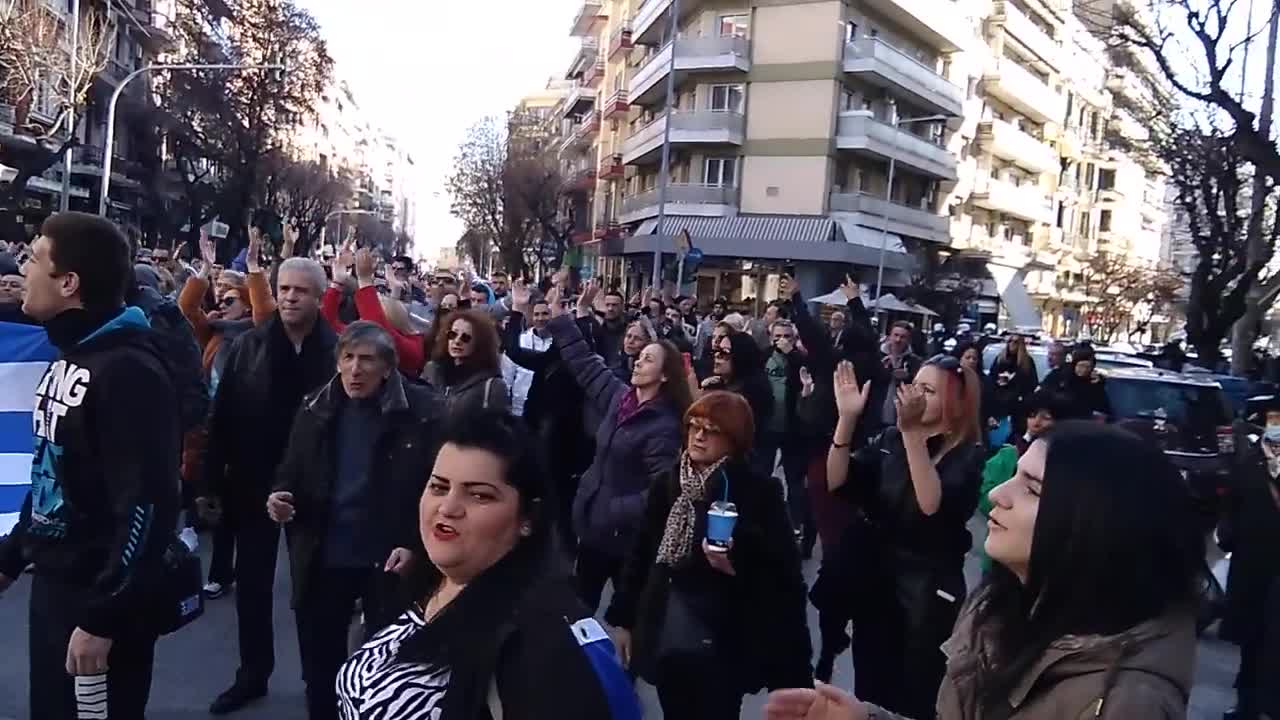 ΕΜΒΟΛΙΟ ΔΕΝ ΚΑΝΟΥΜΕ ΣΤΑ ΑΡΧΙΔΙΑ ΜΑΣ ΣΑΣ ΓΡΑΦΟΥΜΕ