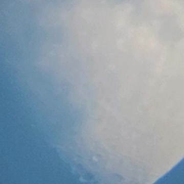 Daytime Moon Sighting