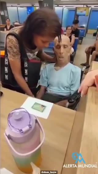 Woman accompanied a deceased man to bank in wheelchair to request a loan