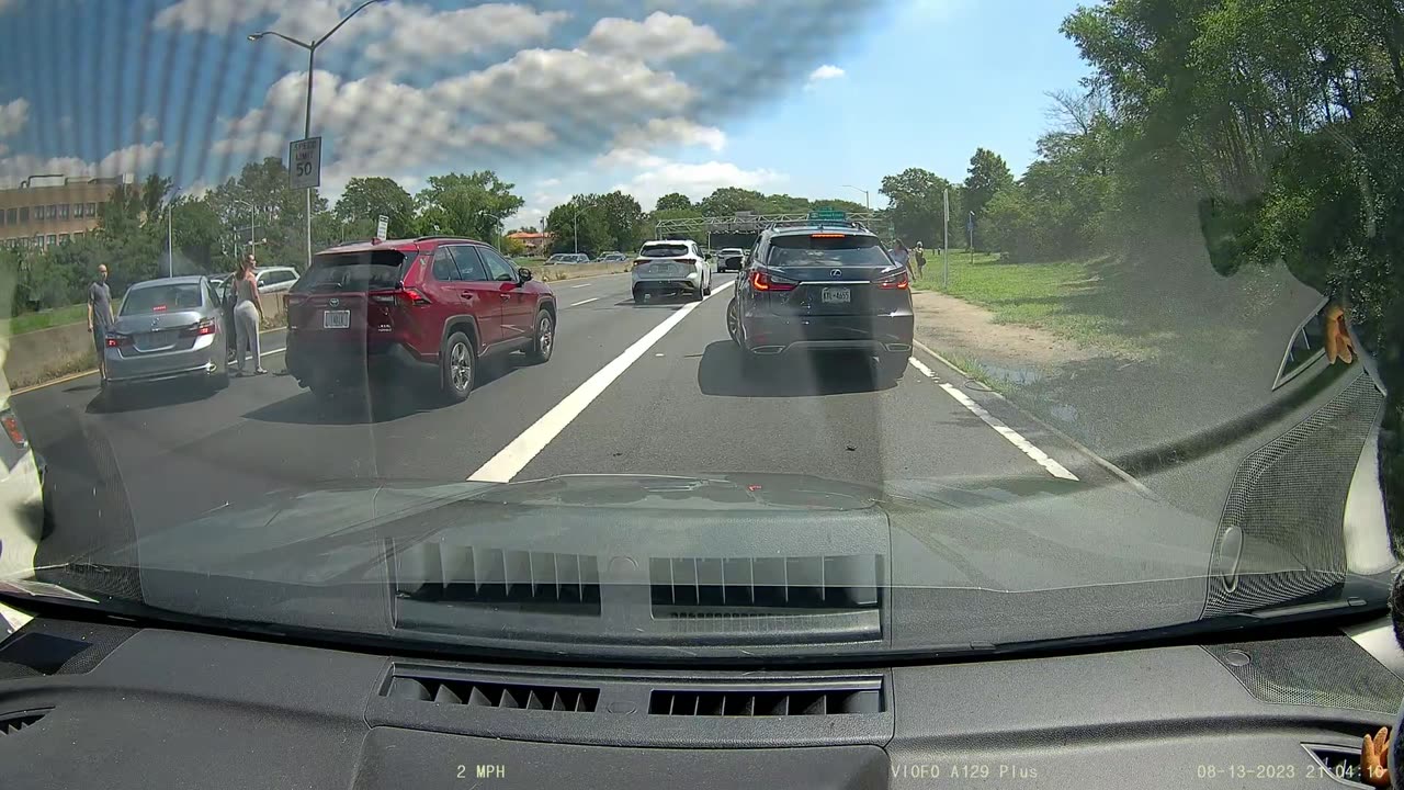 Reckless Driver Causes Crash on New York City Parkway