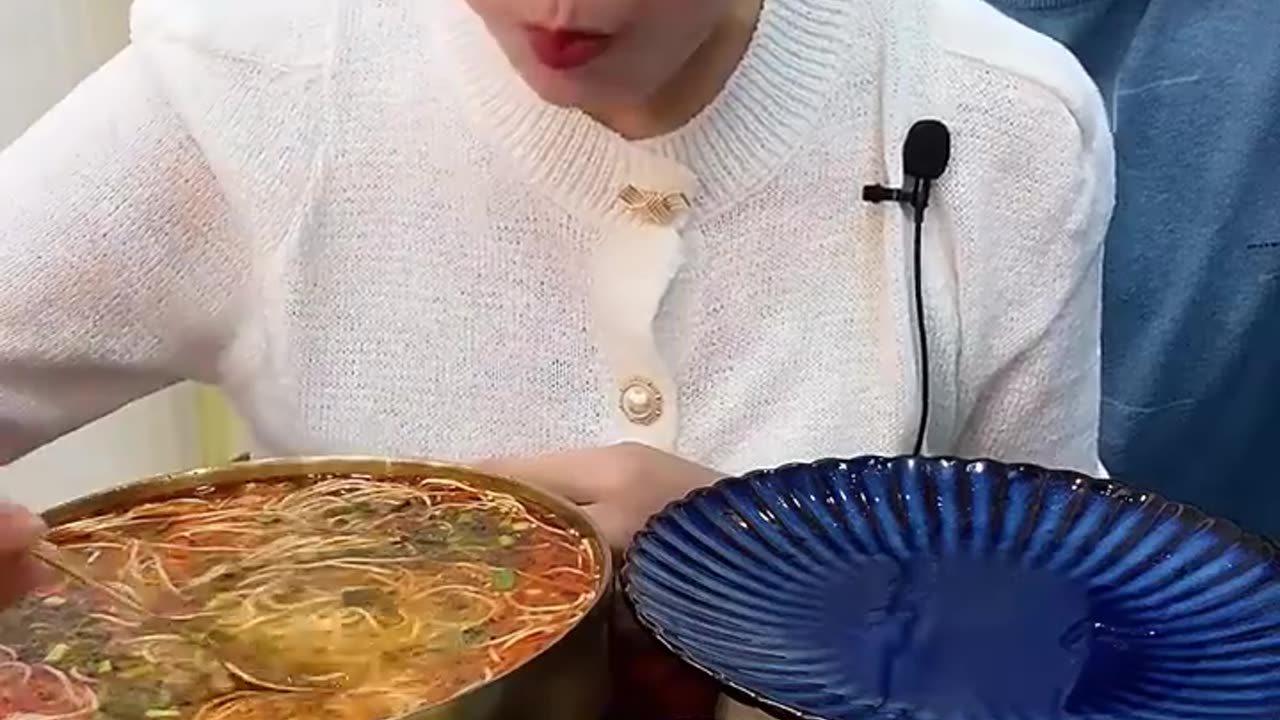 Amazing eating show -asmr