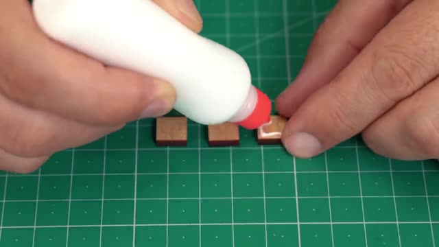 wow so much fun teaching you how to make a cardboard gun2