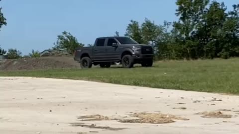 F150 Doing donuts