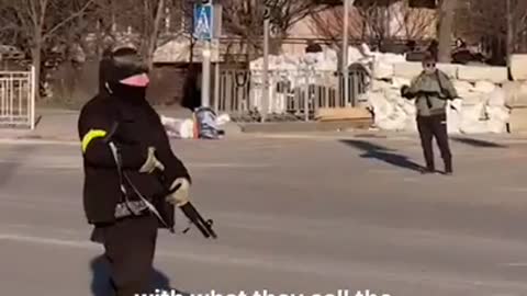 Civilians Join the Ukraine Territorial Defense Unit & Defend Kyiv