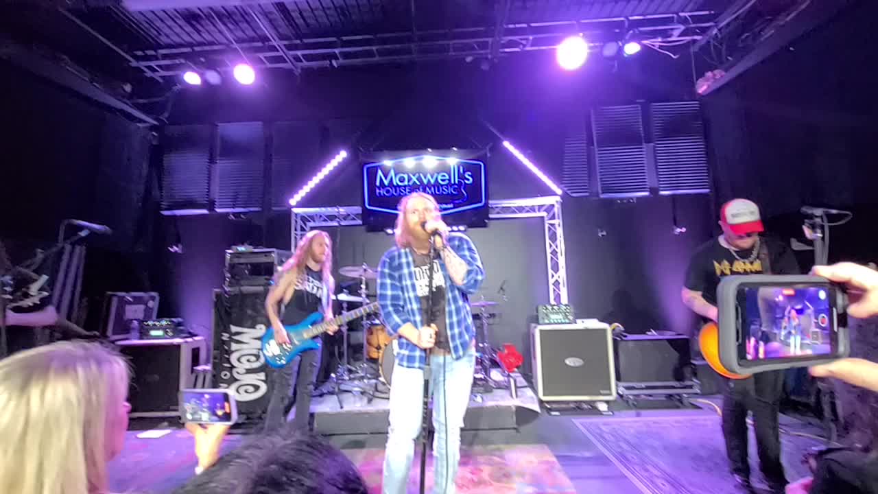 Blacktop Mojo "Prodigal"