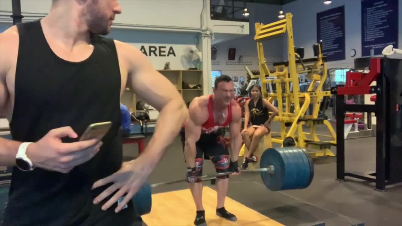 Dr Tony Huge almost hits PR in Deadlifting!!