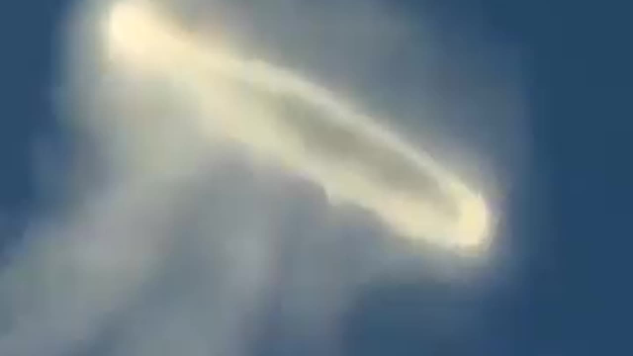 Giant Smoke Ring From Mt Etna In Italy