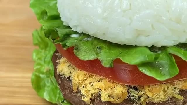 Teach you how to make delicious hamburgers with rice