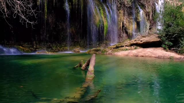 BEAUTIFUL WATERFALL.