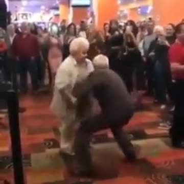 Grandma And Grandpa Get Down With Dirty Dancing — Reggae Style!