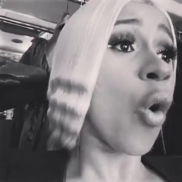 Wat Is Y'all Doin wit Ma Fukkin Money