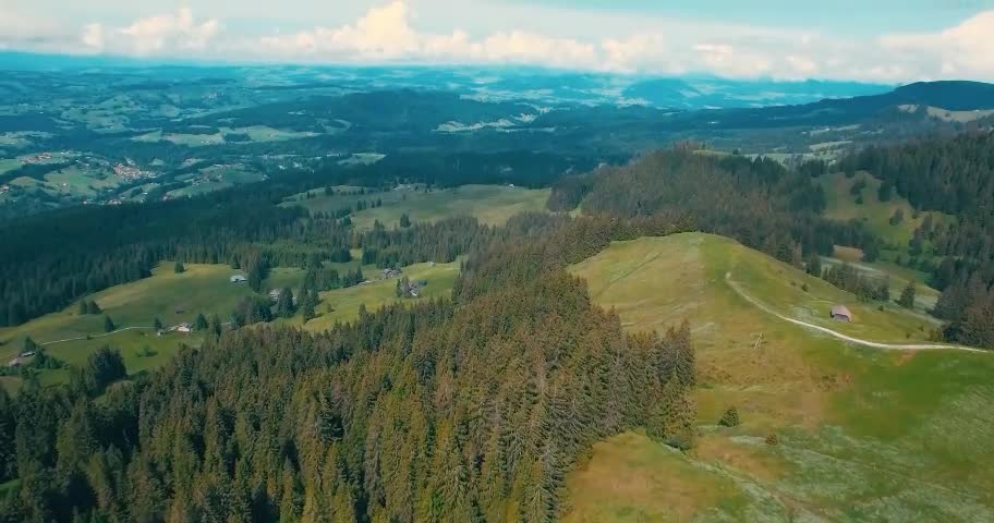 The mountains are beautiful. Do you want to come