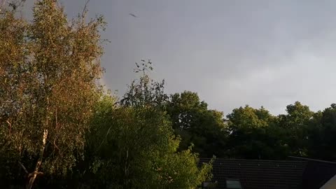 Himmel in Berlin am 25.07.2022 um 20:20 Uhr